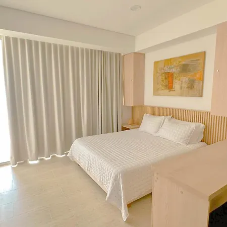 Charming Oceanfront With Balcony And Panoramic View, Colombia * Cartagena