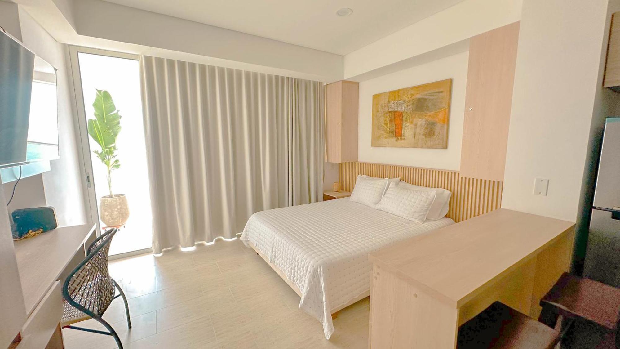 Charming Oceanfront With Balcony And Panoramic View, Colombia * Cartagena